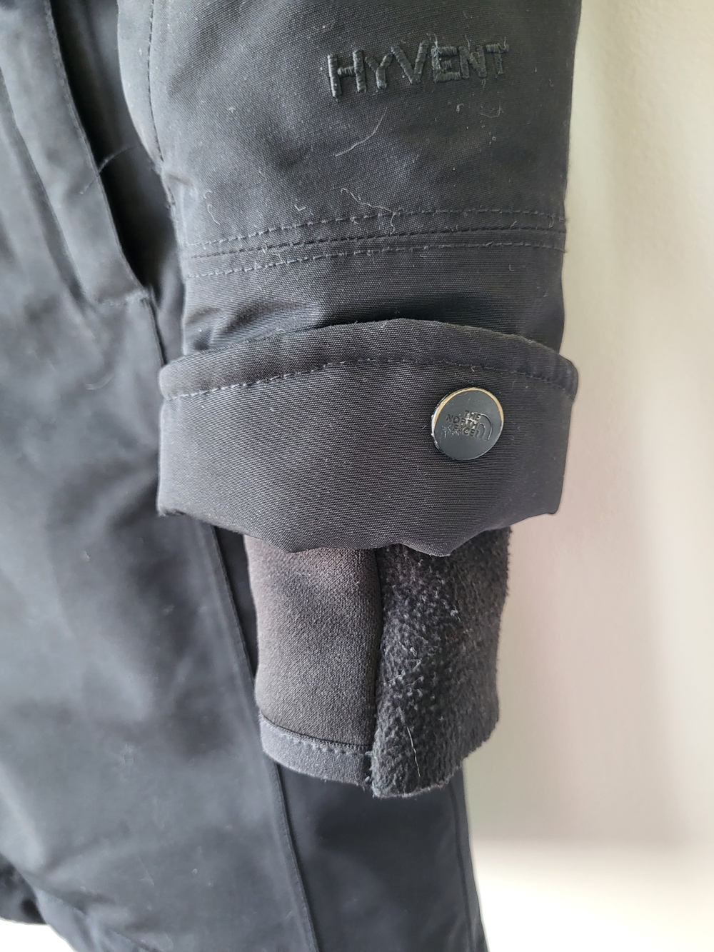 The North Face Tremaya Black Hooded Mid Length Goose Down Cluster Parka - Picture 3 of 12